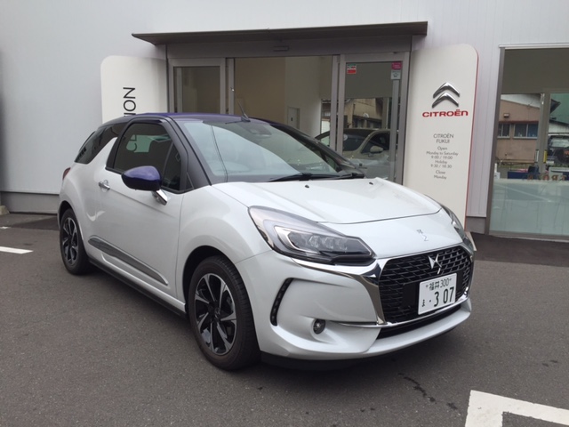 New DS3 CABRIO 試乗車ご用意できました。