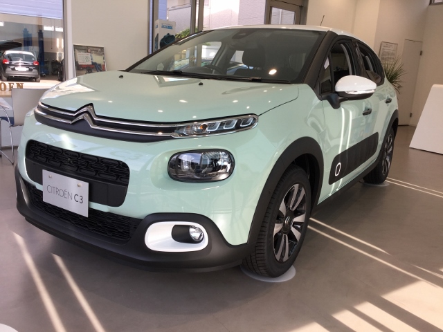 新しい展示車がやってきました！