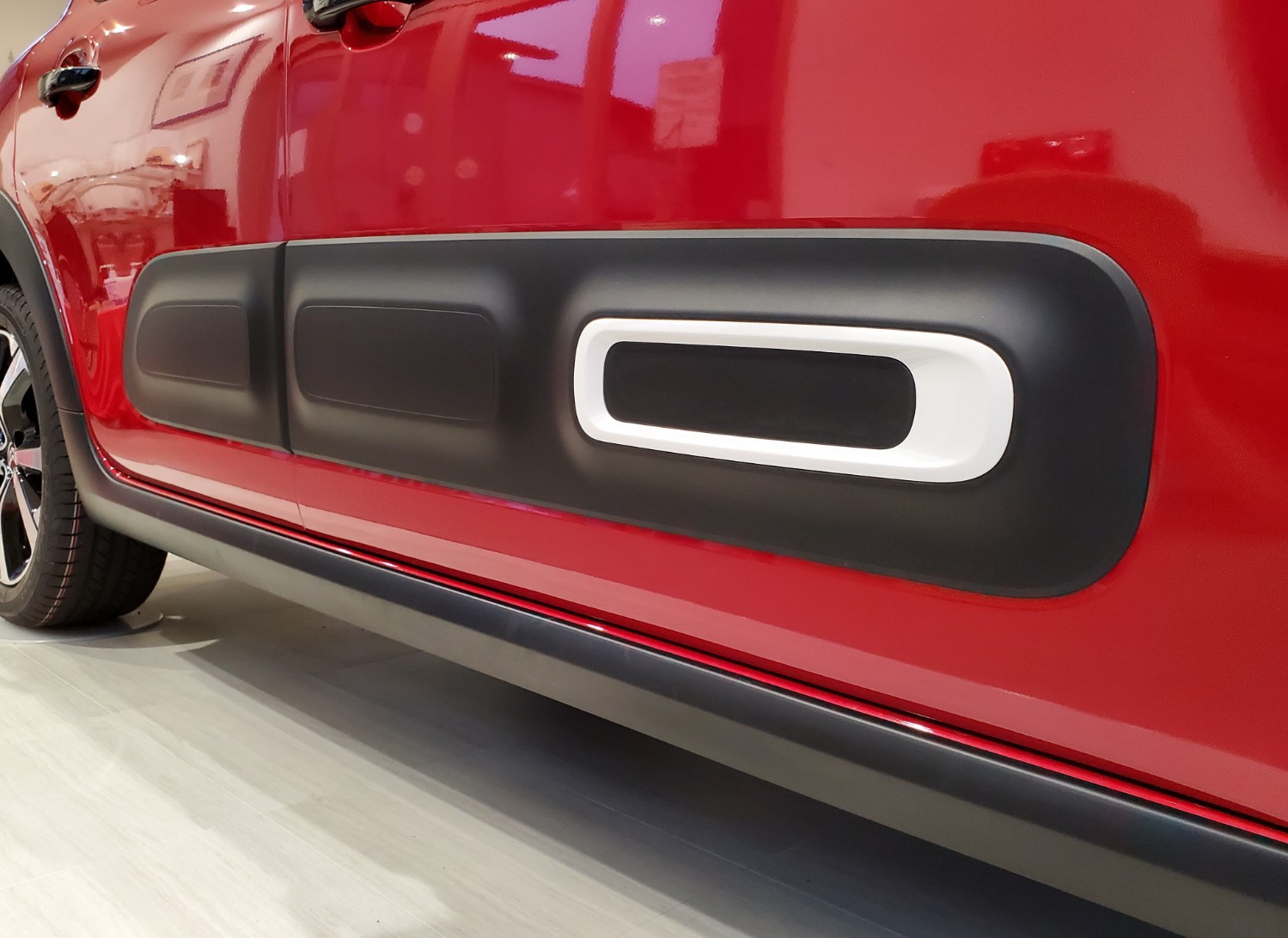 ボディーを守ってくれるエアバンプ！