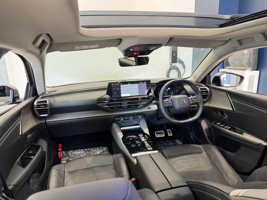 認定中古車のご案内　C5X
